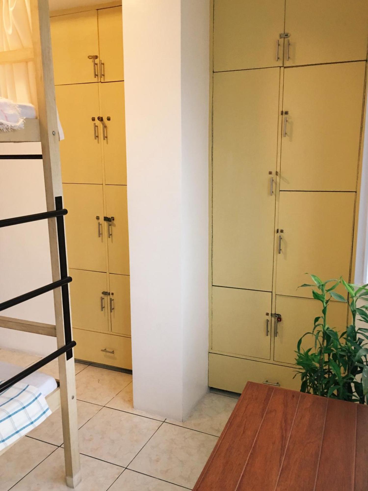 1 River Central Hostel Μακάτι Δωμάτιο φωτογραφία