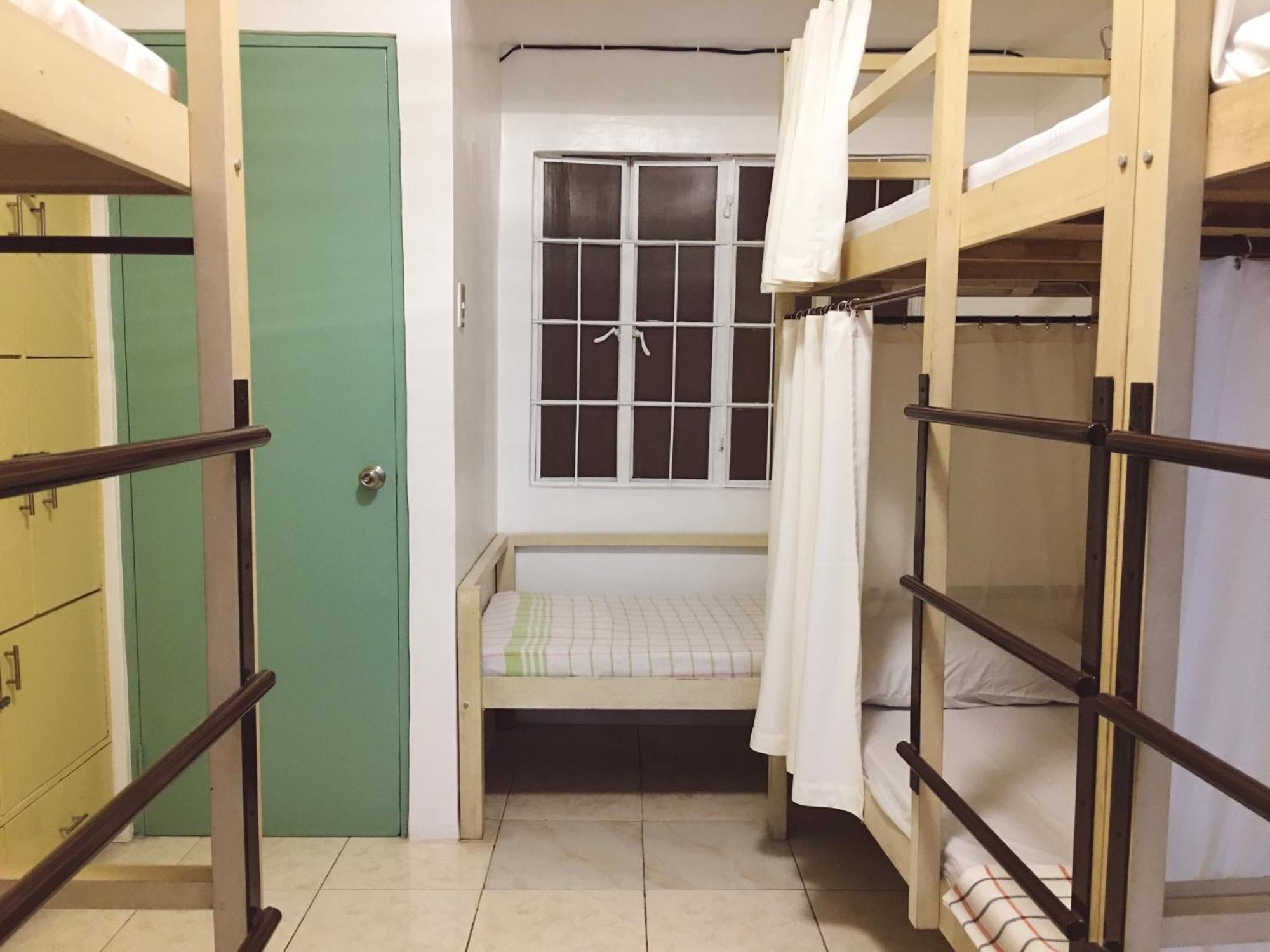 1 River Central Hostel Μακάτι Δωμάτιο φωτογραφία